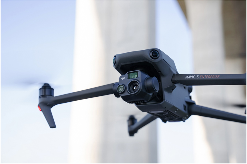 UAV thermal imaging photovoltaic system monitoring
